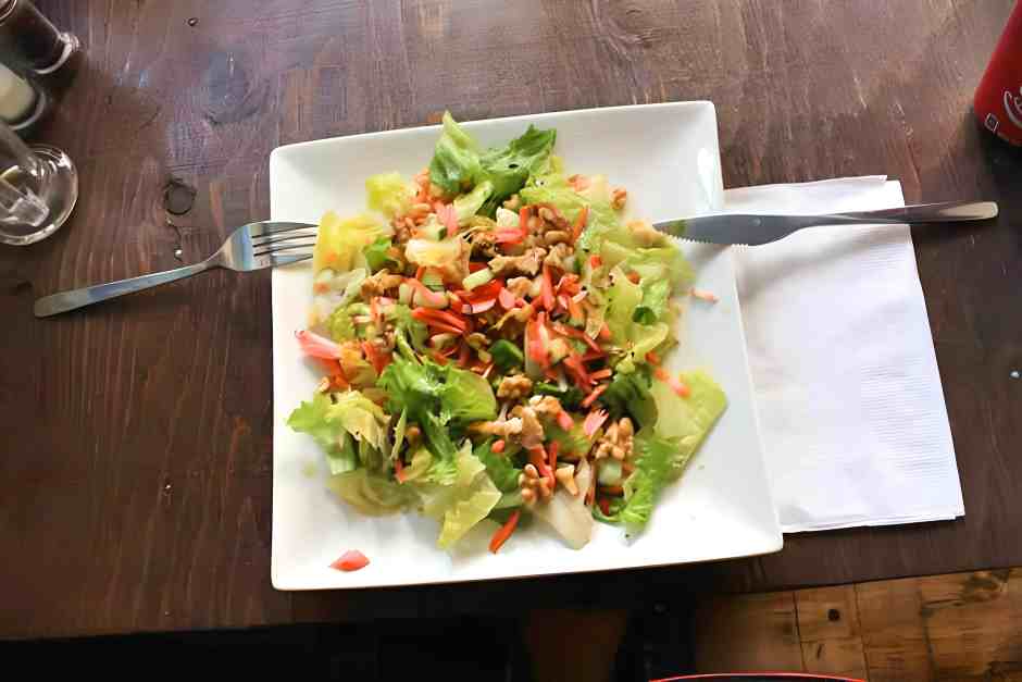Salat in einem Cafe 