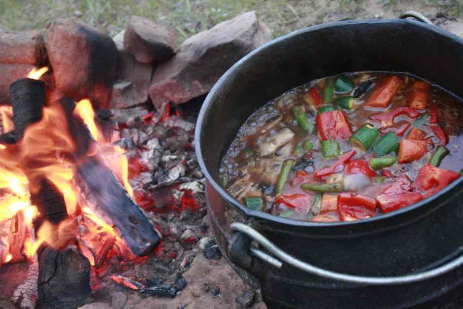 Potjiekos aus der südafrikanischen Küche